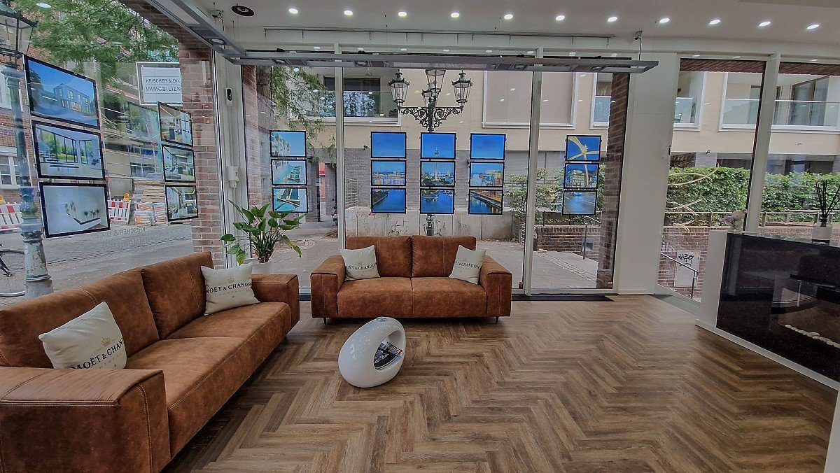 Immobilienbüro Düsseldorf: Dix Immobilien Beratungsbereich im Büro von Dix Immobilien in Düsseldorf