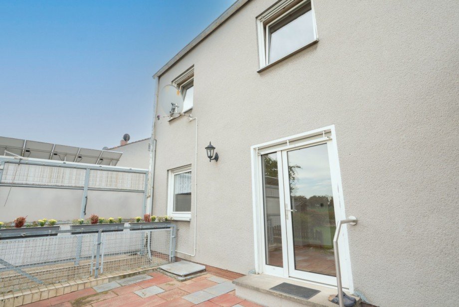 Terrasse Doppelhaush�lfte Titz
