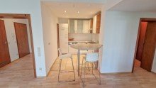 K�che D-Oberkassel, Rheinallee Top 2-Zimmer-Wohnung mit Einbauk�che, Balkon mit Gr�nblick