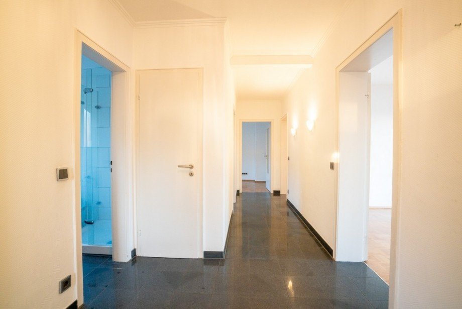Flur Wohnung J�lich