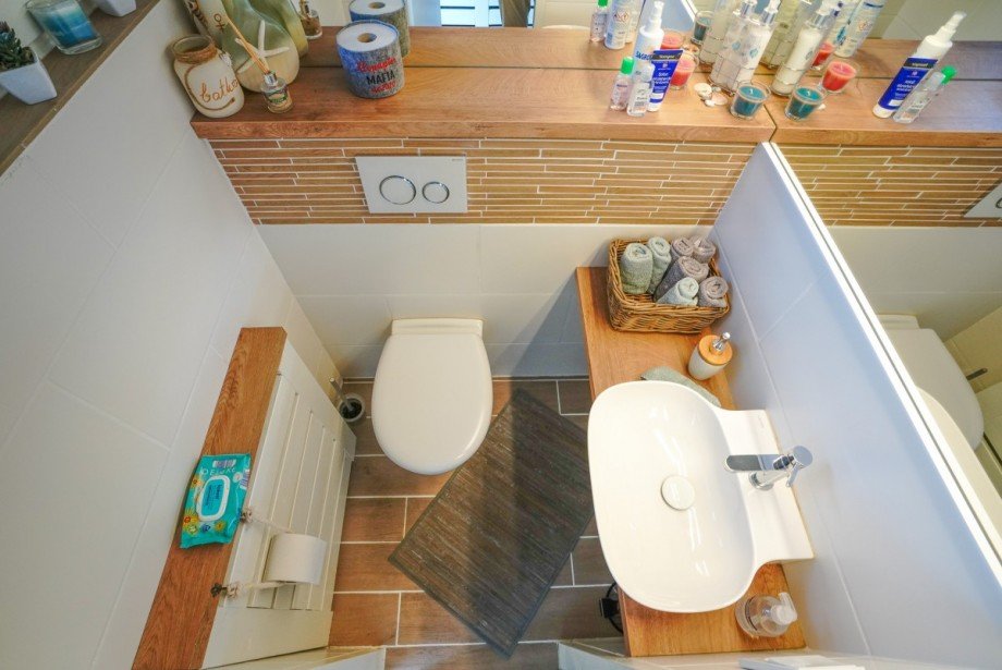 G�ste-WC Haus Titz