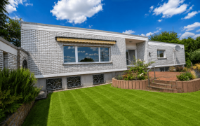 Hauptbild Freistehender Bungalow in unverbaubarer Feldrandlage - 1.164 m� Grund + Entwicklungspotenzial