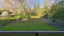 Balkon & Gr�nblick D-Oberkassel, Rheinallee Top 2-Zimmer-Wohnung mit Einbauk�che, Balkon mit Gr�nblick