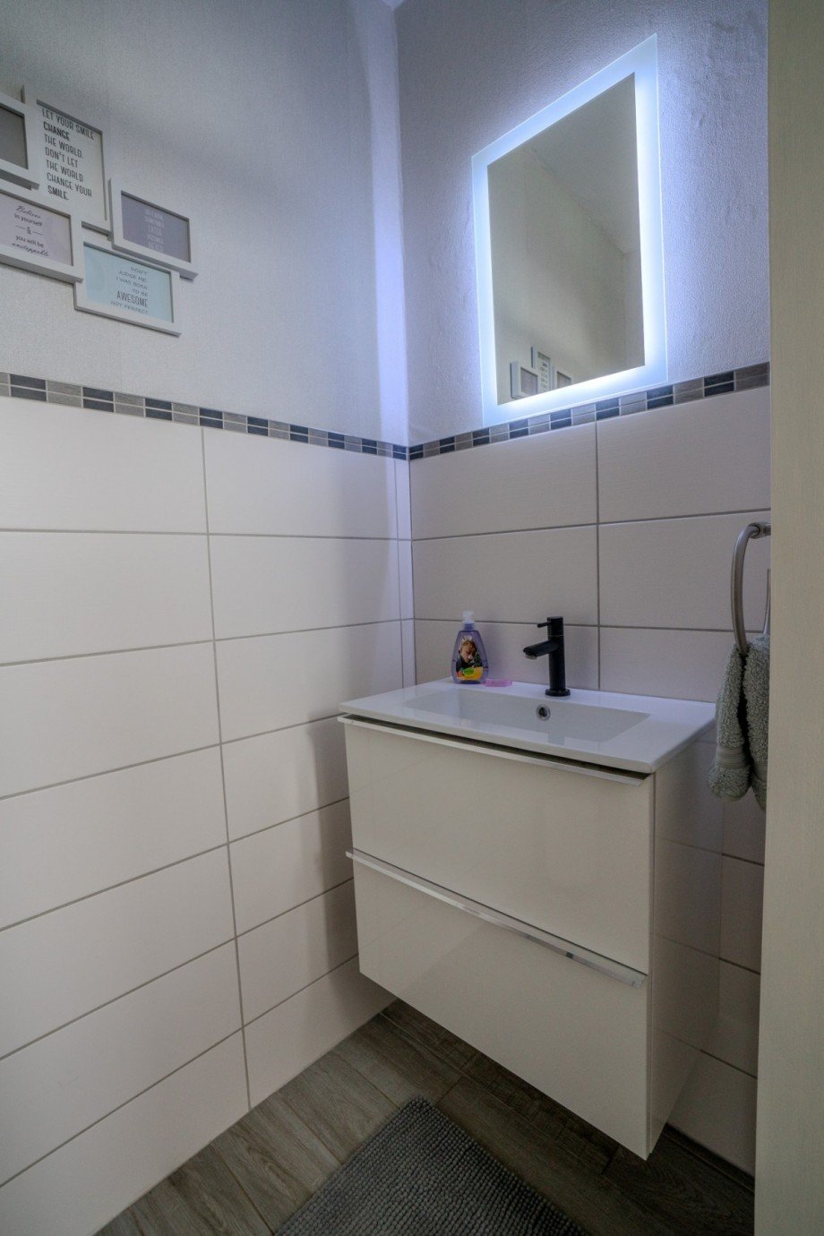 G�ste-WC Reihenendhaus Titz