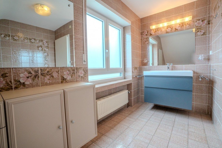 Badezimmer Einfamilienhaus J�chen