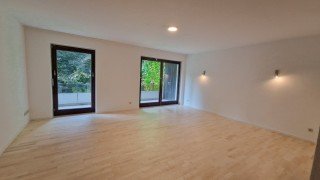 Hauptbild D-Oberkassel, Rheinallee Top 2-Zimmer-Wohnung mit Einbauk�che, Balkon mit Gr�nblick