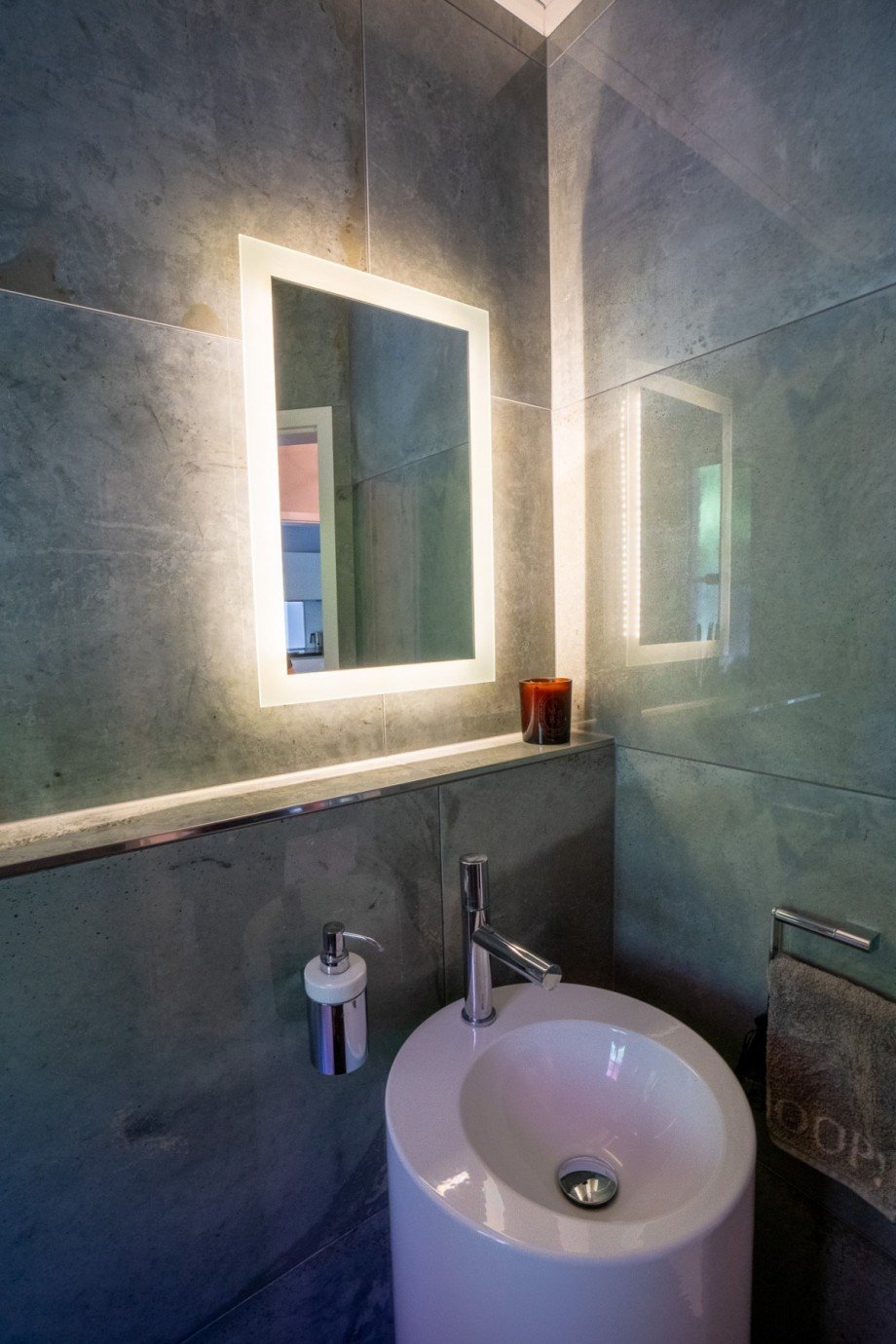 G�ste-WC Doppelhaush�lfte Titz-Opherten
