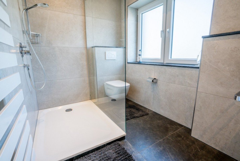 Badezimmer Doppelhaush�lfte J�lich-Stetternich