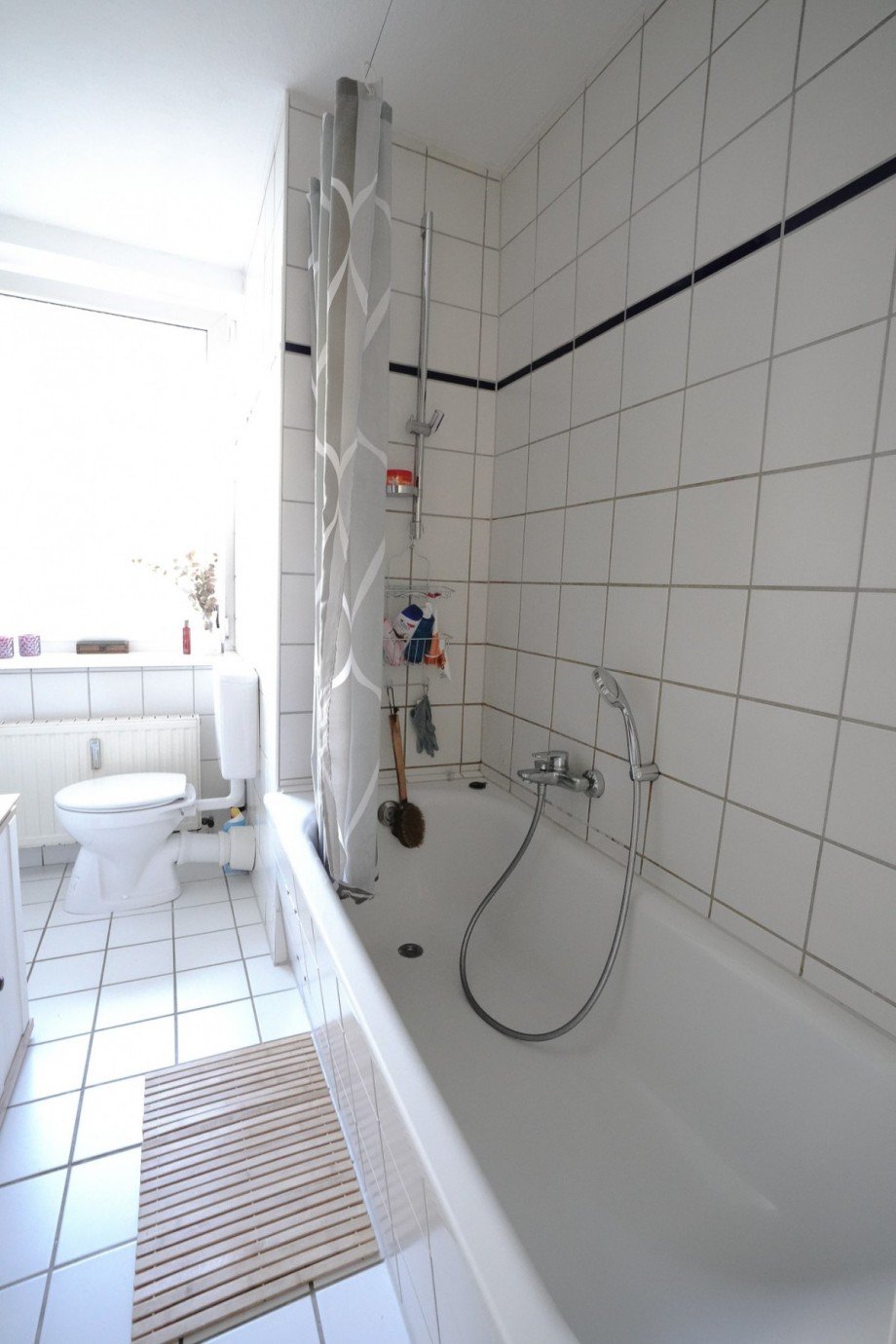 Badezimmer Mehrfamilienhaus D�sseldorf-Friedrichstadt