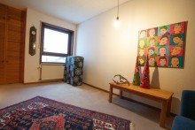 Kind +++ VERKAUFT +++ Wundersch�ner wei�er Winkelbungalow, das ideale Zuhause f�r eine junge Familie!