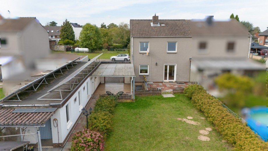 Vogelperspektive Doppelhaush�lfte Titz