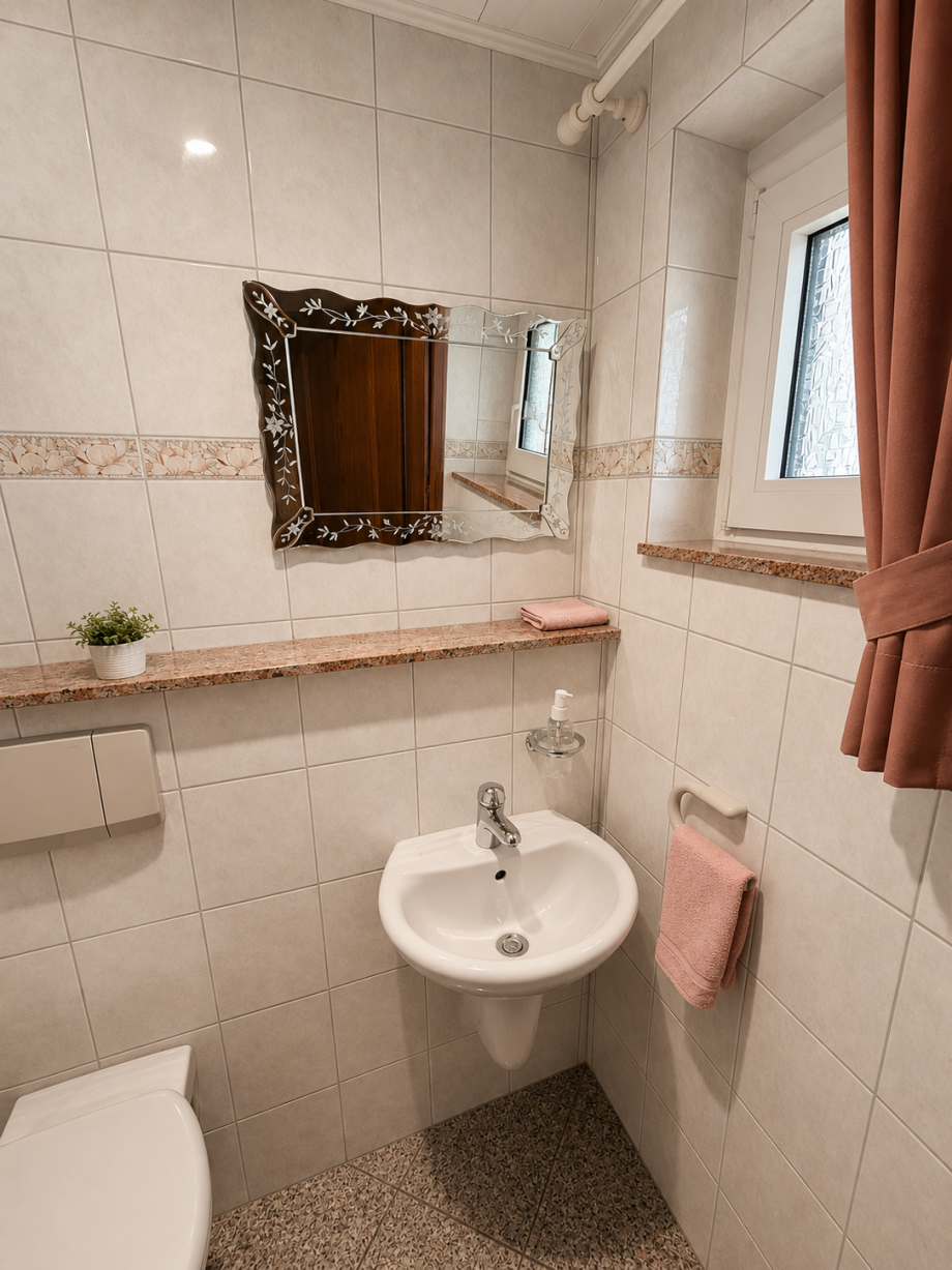 G�ste-WC Reihenhaus K�ln