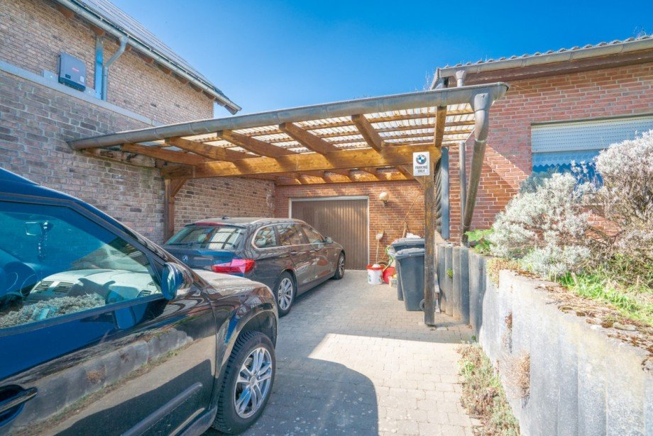 Carport und Garage Einfamilienhaus Titz-Spiel