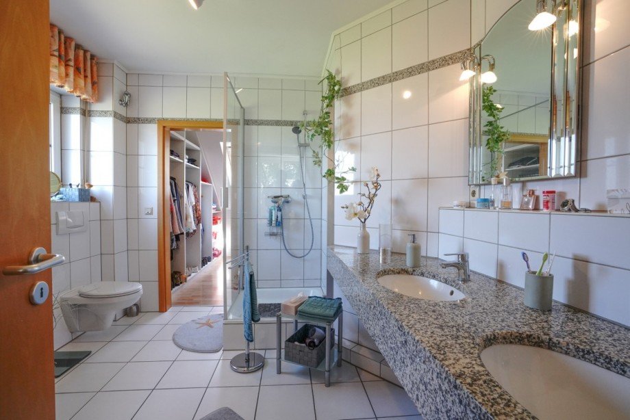 Masterbad Haus Titz-M�ntz