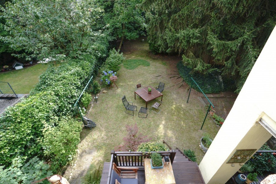 Garten Mehrfamilienhaus D�sseldorf