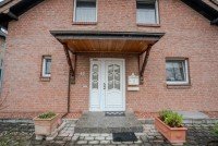 Bild (63e40cda73b4b2420400dc1ca41117ab): +++ VERKAUFT +++ Freistehendes Einfamilienhaus mit Garage, Carport & wundersch�nem Garten
