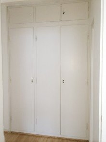 Einbauschrank +++ VERKAUFT +++ D-Oberkassel / Sehr gut aufgeteilte 4- Zimmer-Eigentumswohnung in ruhiger Lage!