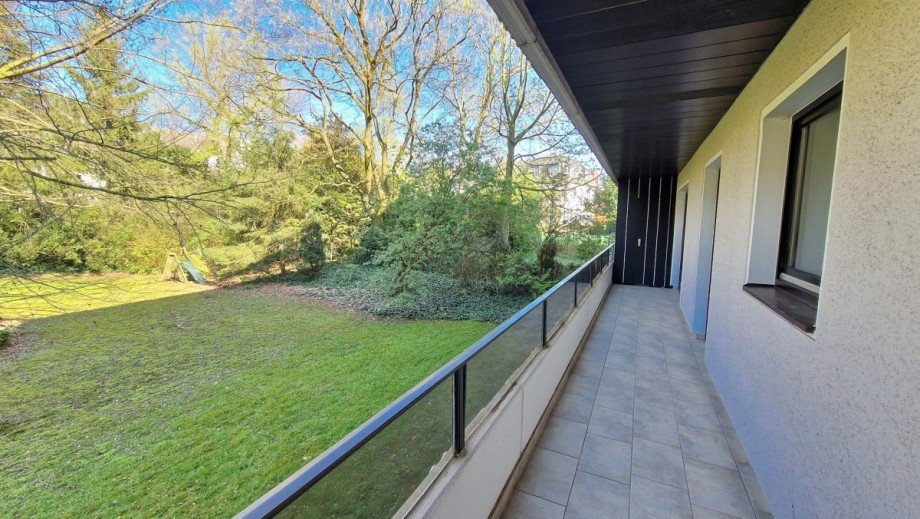 Balkon & Gr�nblick Wohnung D�sseldorf-Oberkassel