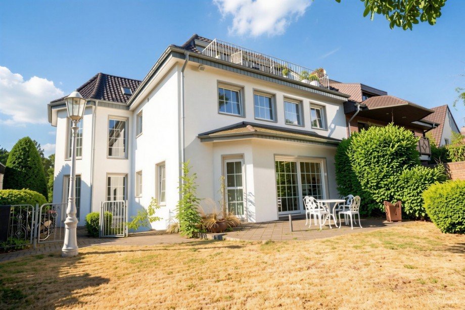 R�ckansicht Villa J�lich