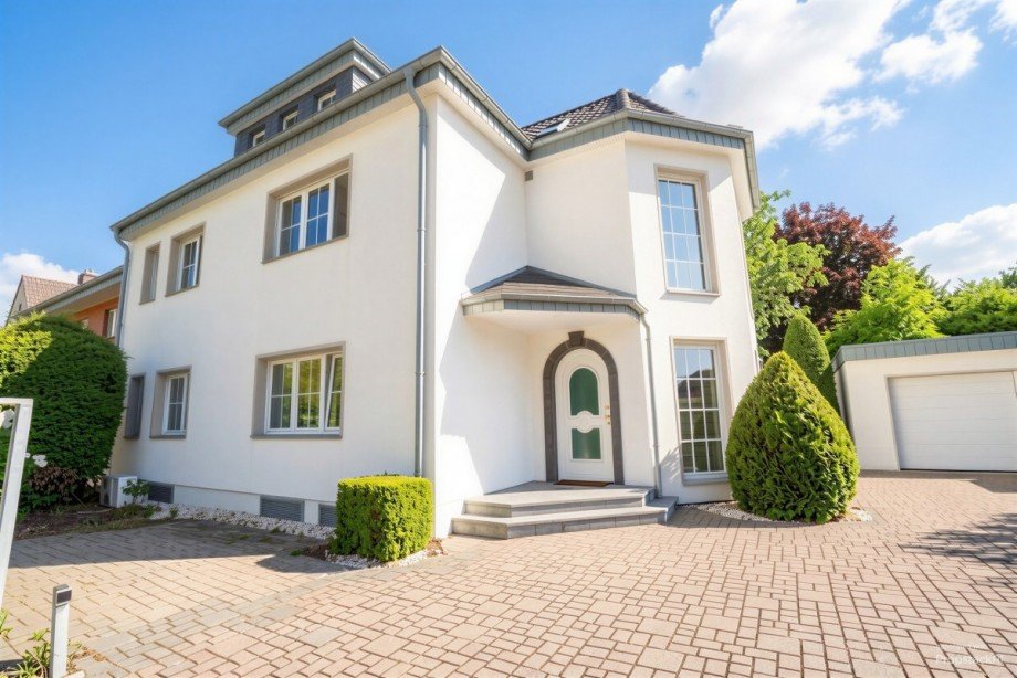 Au�enansicht Villa J�lich