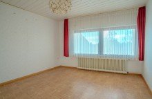 Schlafzimmer I. +++ VERKAUFT +++ Interessantes Haus mit Gestaltungsm�glichkeiten f�r die Familie - Energieeffizienzklasse C