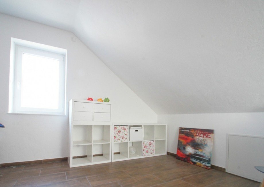 Dachboden Doppelhaush�lfte Titz