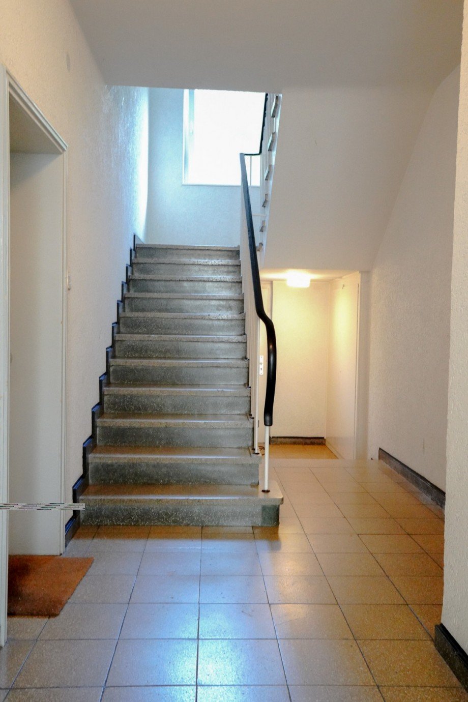 Treppenhaus Mehrfamilienhaus D�sseldorf-Friedrichstadt
