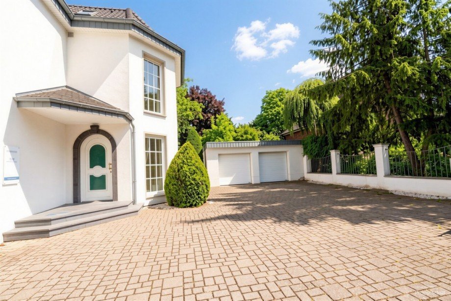 Au�enansicht Villa J�lich