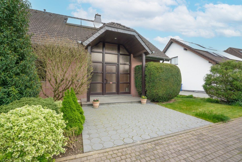 Eingangsbereich Einfamilienhaus J�lich