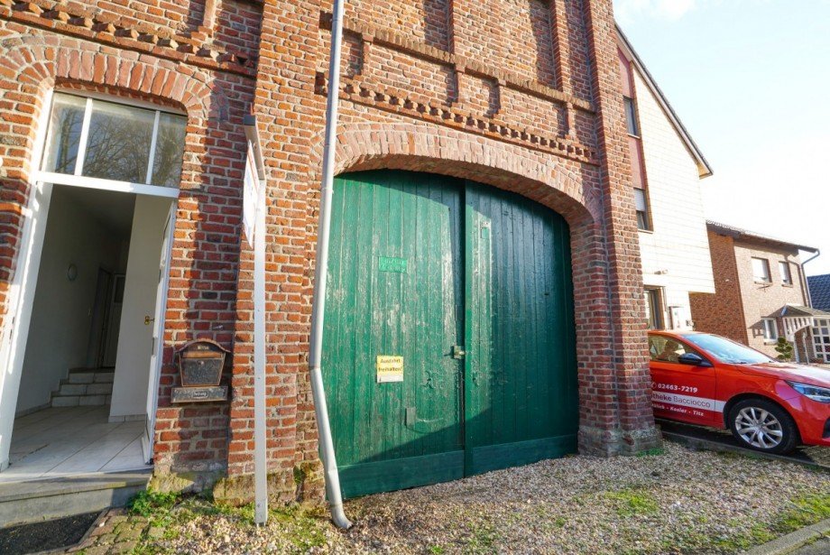 Toreinfahrt Haus Titz
