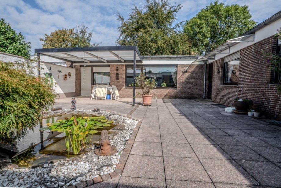 Atrium Einfamilienhaus J�lich