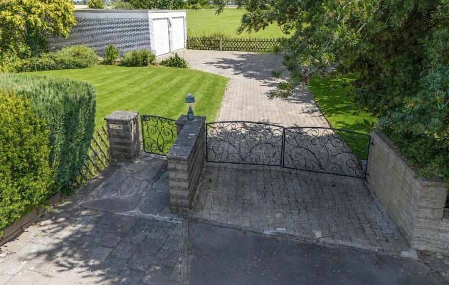 Einfahrt Einfamilienhaus J�lich