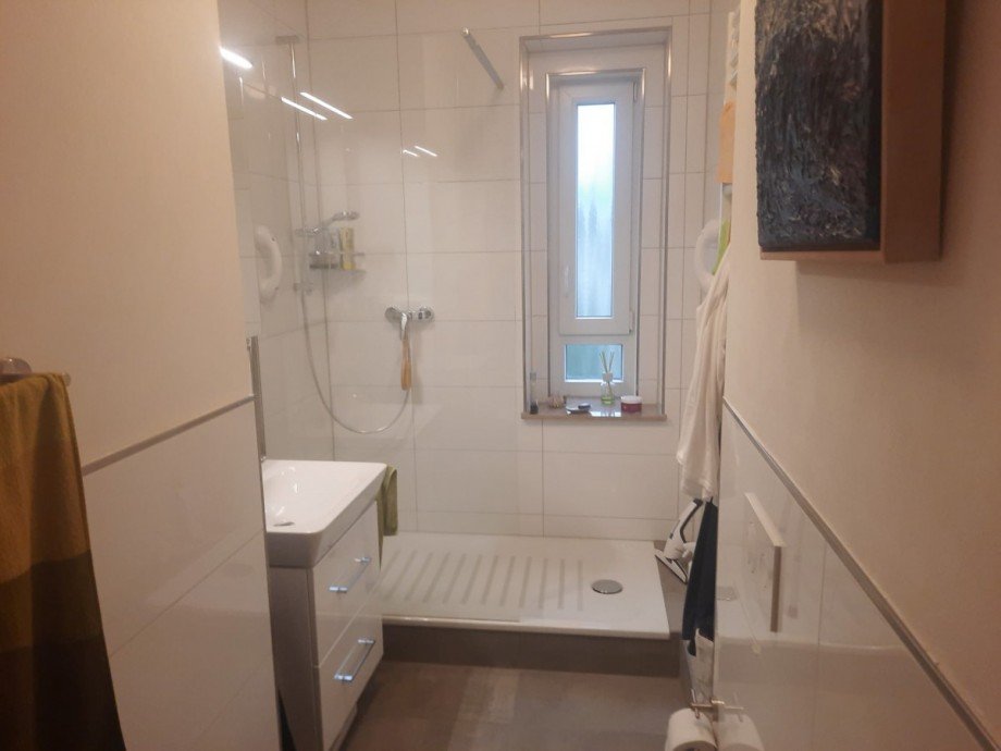 Badezimmer Beispiel Wohn- / Gesch�ftshaus D�sseldorf-Benrath