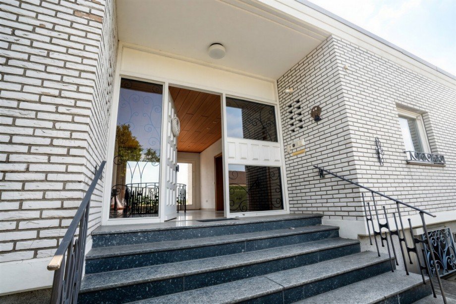 Eingang Einfamilienhaus J�lich