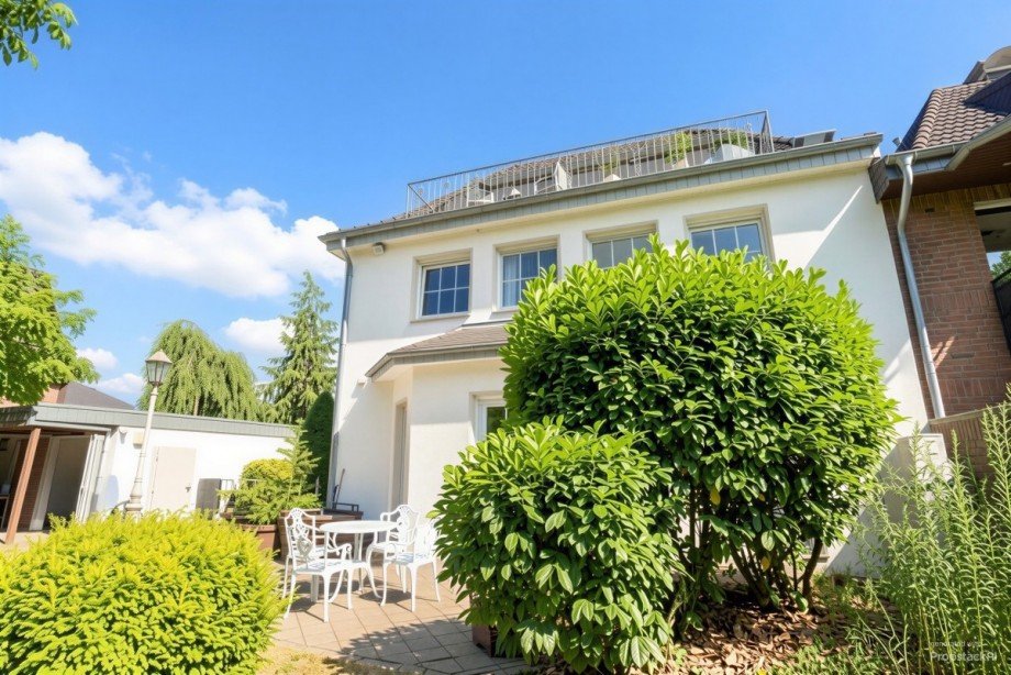 R�ckansicht Villa J�lich