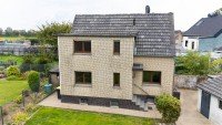 Bild (b54c2db6eea5bee3c4802989227e708a): +++ VERKAUFT +++ Gepflegtes freistehendes Einfamilienhaus mit viel Potenzial in Bedburg-Kirchherten