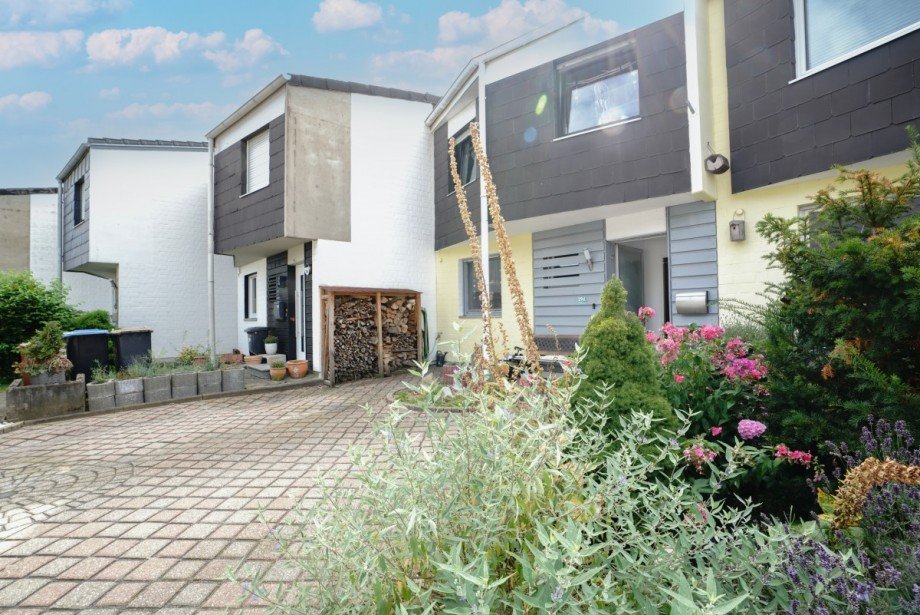 Vorderansicht Haus Titz