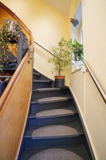 Treppe zum Obergeschoss +++ VERKAUFT +++ Wo Lebensfreude zu Hause ist - Schmuckst�ck in Alsdorf-Kellersberg!