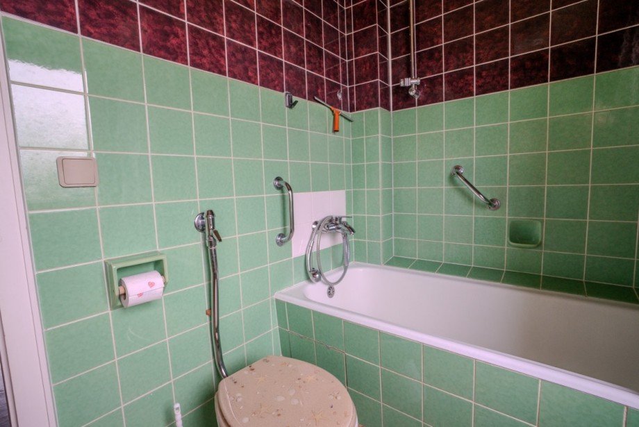 Badezimmer Doppelhaush�lfte Titz