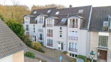 Aussenansicht +++ VERKAUFT +++ Zwei top gepflegte Mehrfamilienh�user mit 12 Einheiten und Tiefgarage am Aaper Wald!