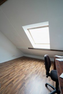 Zimmer IV. +++ VERKAUFT +++ DENK(mal) RARIT�T auf historischem Gutshof!