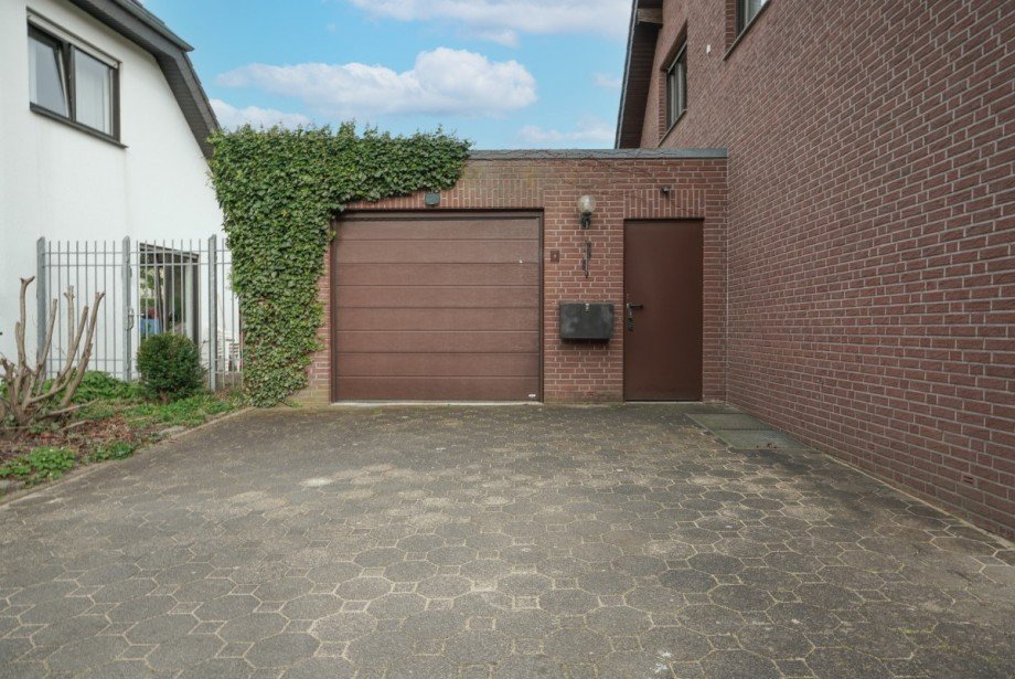 Garage Einfamilienhaus J�lich