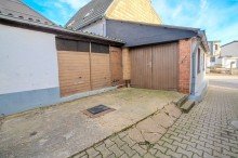 Garage +++ VERKAUFT +++ Interessantes Haus mit Gestaltungsm�glichkeiten f�r die Familie - Energieeffizienzklasse C