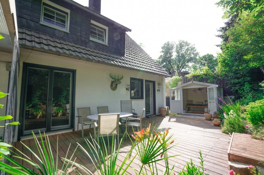 R�ckansicht Zweifamilienhaus Solingen