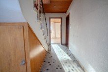 Treppenhaus EG +++ VERKAUFT +++ Interessantes Haus mit Gestaltungsm�glichkeiten f�r die Familie - Energieeffizienzklasse C