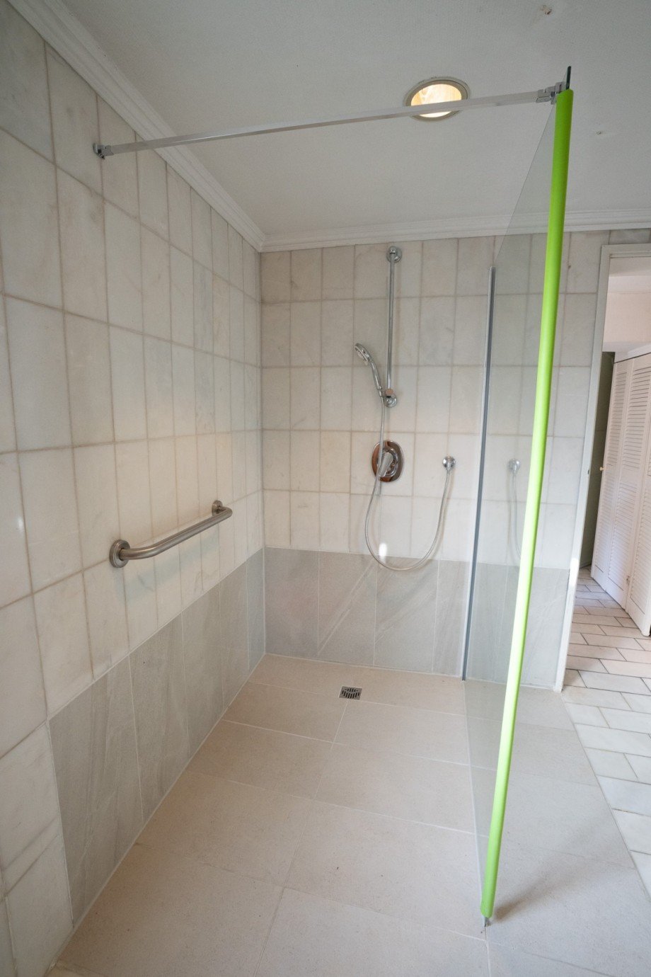 Dusche Haus Neuss