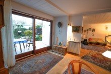 Zugang Terrasse & Garten +++ VERKAUFT +++ Wundersch�ner wei�er Winkelbungalow, das ideale Zuhause f�r eine junge Familie!