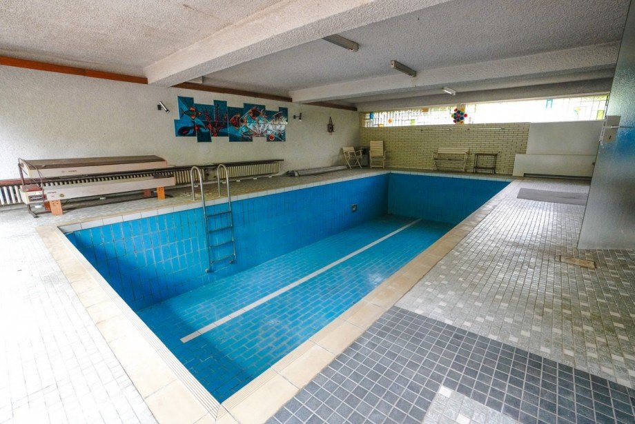 Pool Einfamilienhaus D�ren - Villenlage